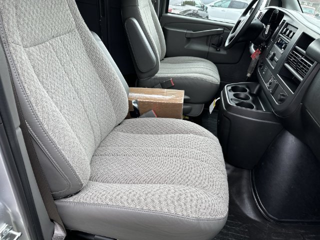 New 2026 GMC Savana 2500 Extended w/ Driver Convenience Package RWD image 34