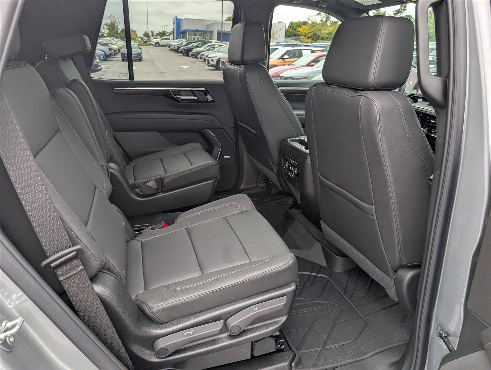 New 2026 Chevrolet Tahoe LT w/ Comfort Package AWD/4WD image 7