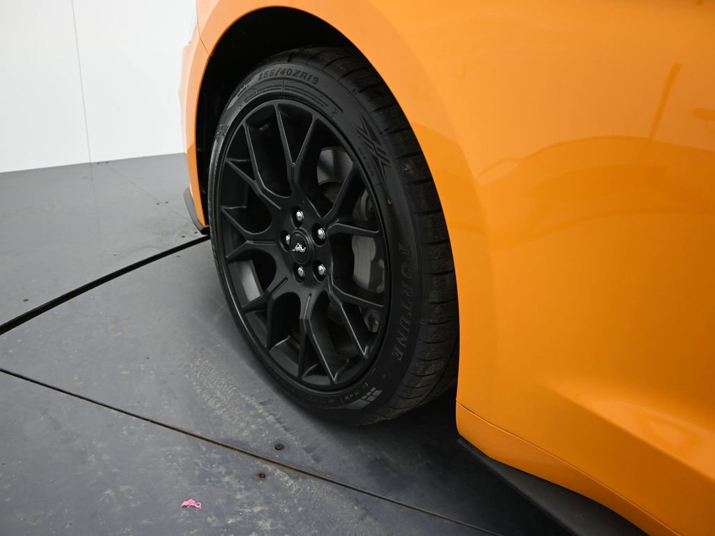 Used 2018 Ford Mustang EcoBoost w/ Ecoboost Performance Package image 10