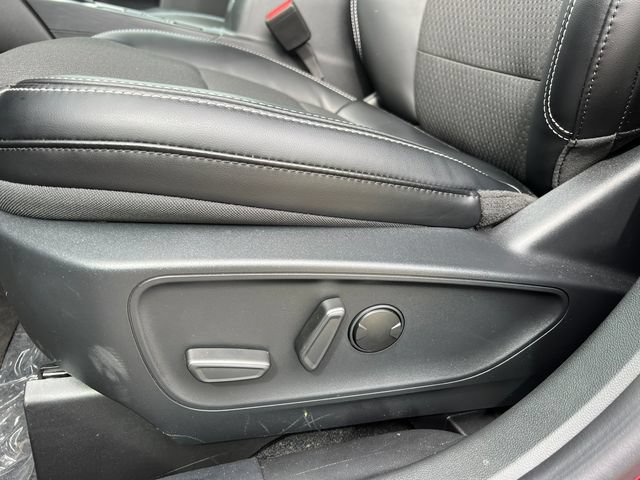New 2024 Ford Escape SE FWD image 10