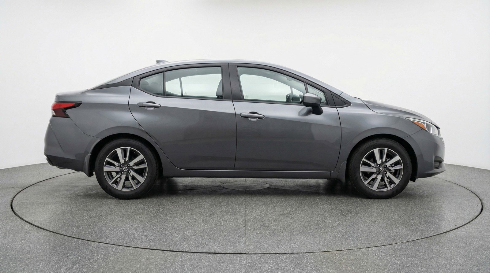 Used 2025 Nissan Versa SV FWD image 11