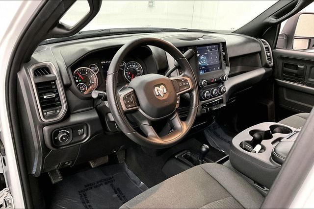 Used 2024 RAM 3500 Tradesman w/ Chrome Appearance Group image 14