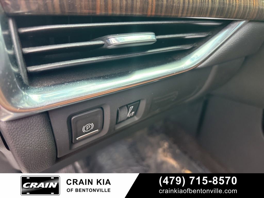 Used 2019 Cadillac XT4 Premium Luxury image 20