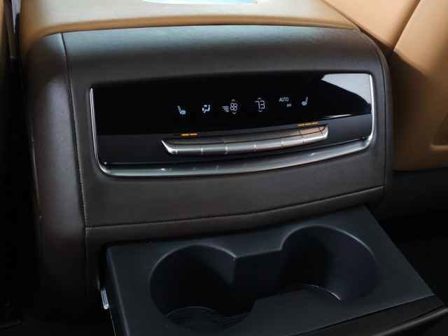 Certified 2024 Cadillac Escalade Sport w/ LPO, ONYX Package image 45