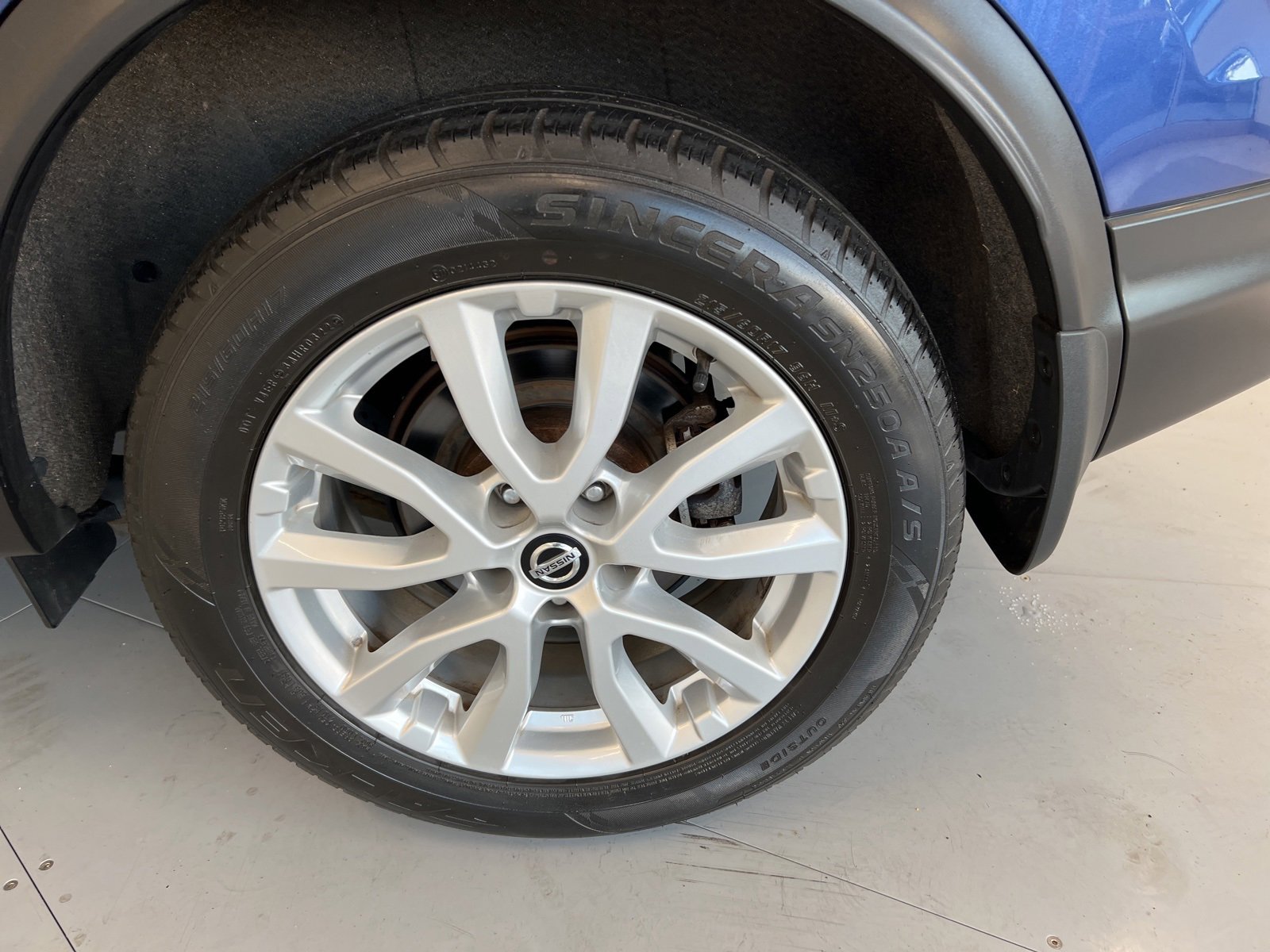 Used 2022 Nissan Rogue Sport S image 45