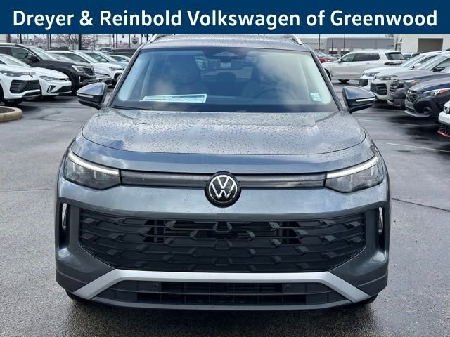 New 2026 Volkswagen Tiguan SE AWD/4WD image 2