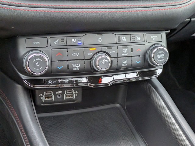 Used 2024 Dodge Durango GT image 23