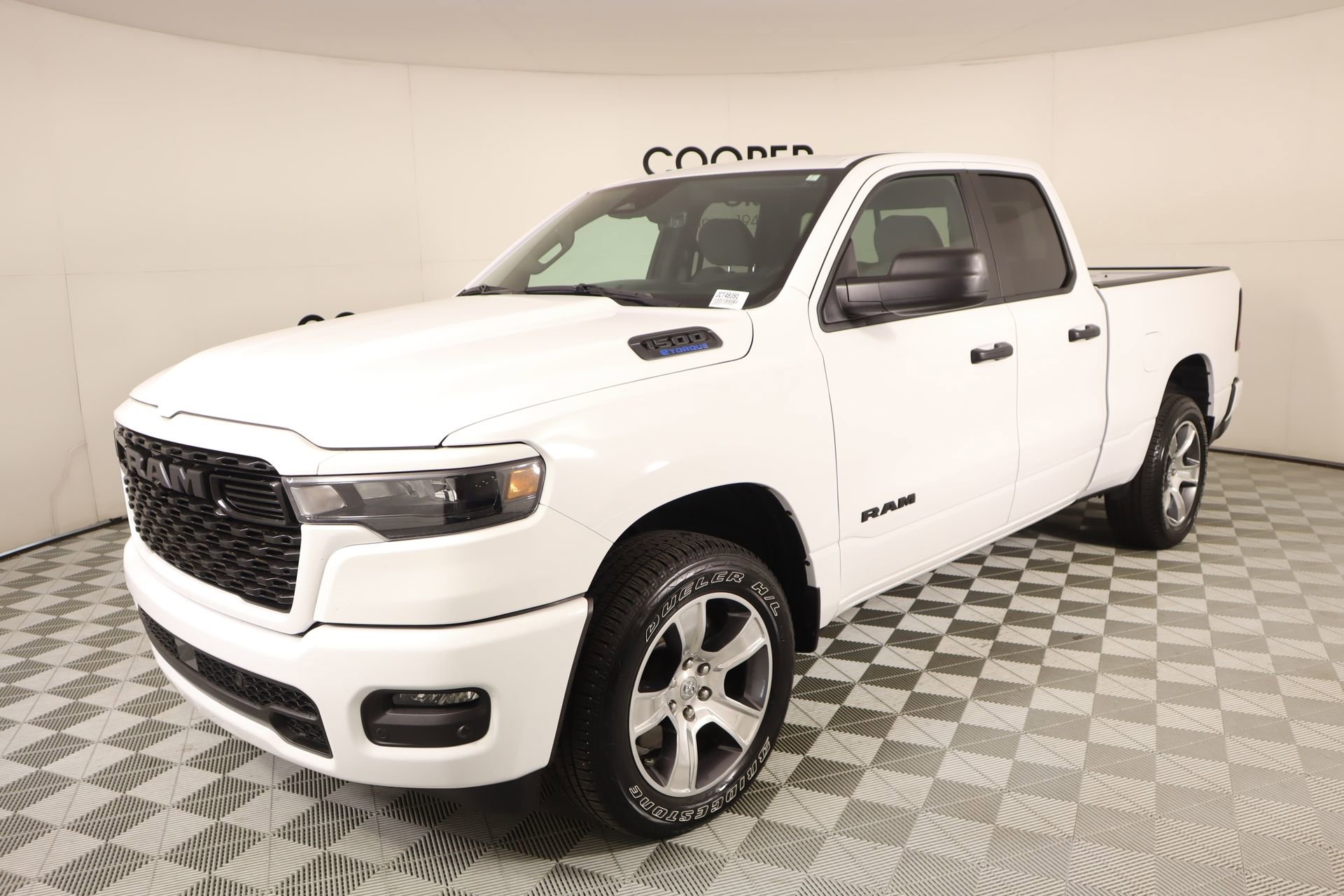 Used 2025 RAM 1500 Tradesman image 9
