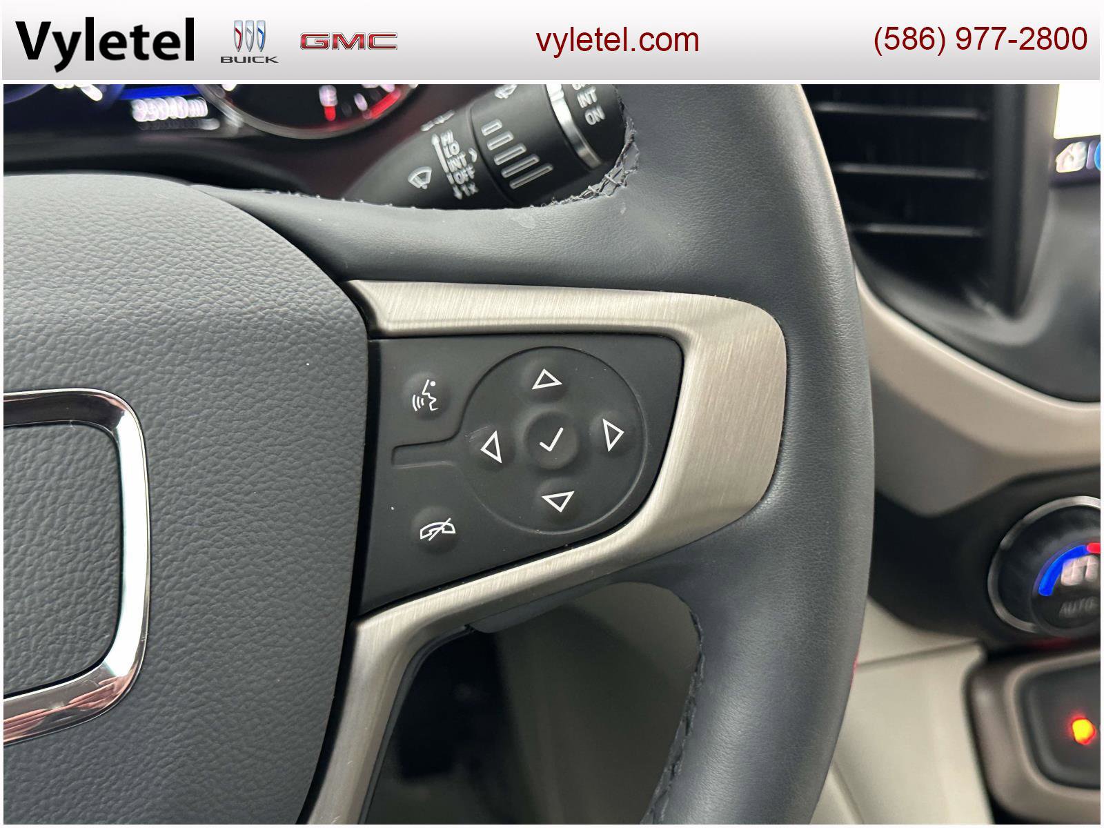 Certified 2023 GMC Acadia Denali w/ Denali Ultimate Package image 25