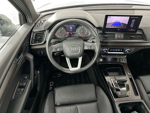 Used 2023 Audi Q5 2.0T Premium w/ Convenience Package AWD/4WD image 11