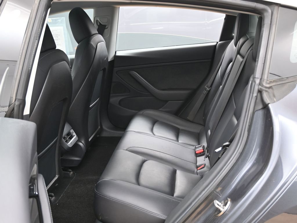 Used 2018 Tesla Model 3 Long Range image 36