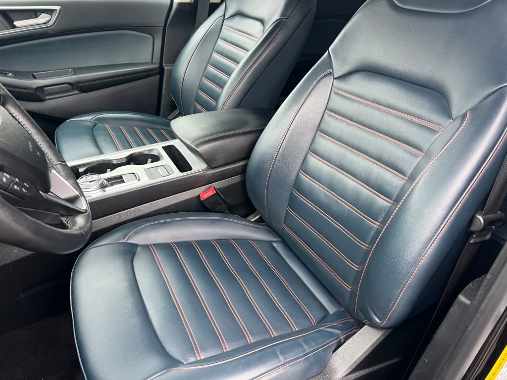 Used 2022 Ford Edge SEL w/ Sport Appearance Package image 10