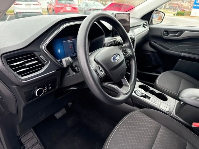 Used 2025 Ford Escape Active image 14