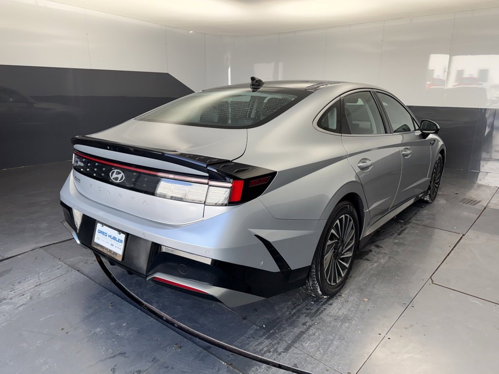 Used 2024 Hyundai Sonata Limited image 12