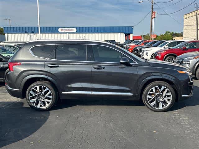 Used 2023 Hyundai Santa Fe Calligraphy FWD image 2