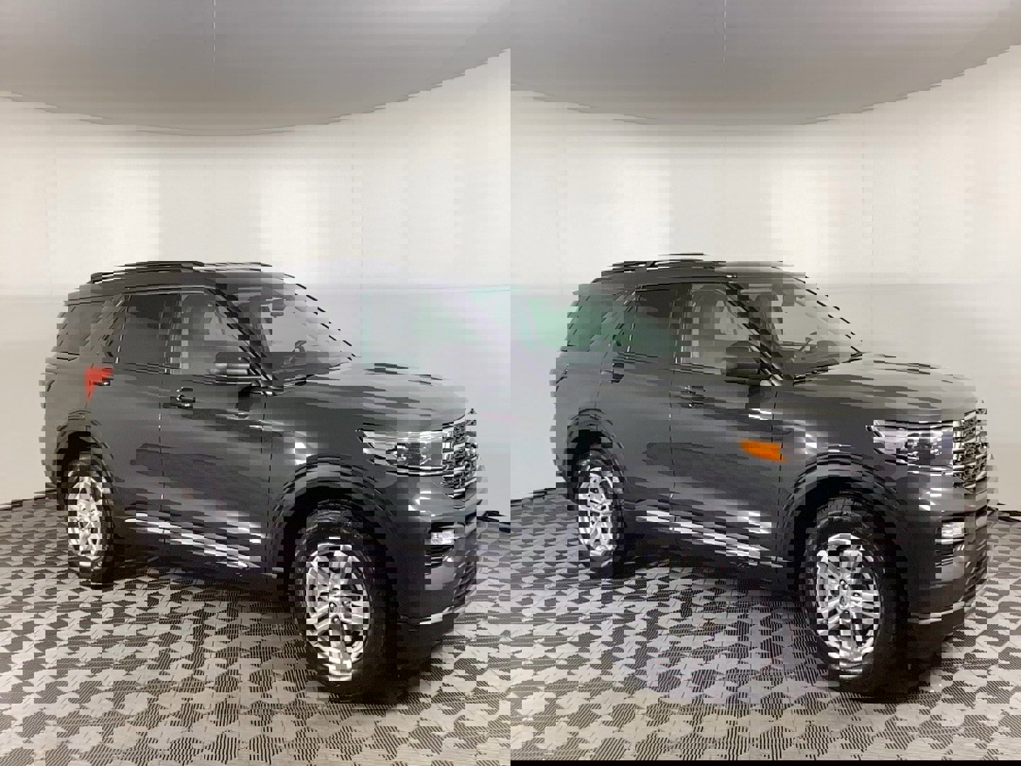 Used 2022 Ford Explorer XLT w/ Equipment Group 202A