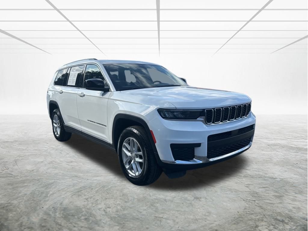 Certified 2023 Jeep Grand Cherokee L Laredo image 2
