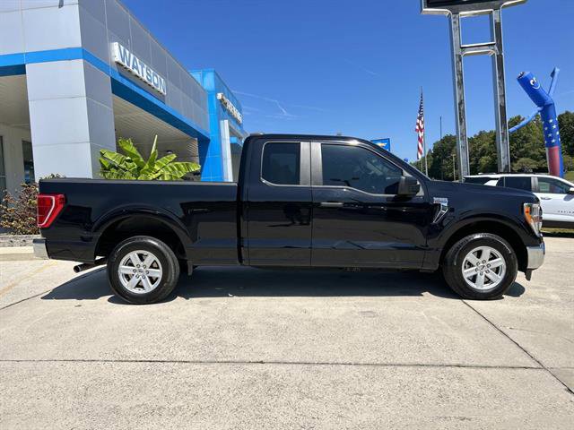 Used 2022 Ford F150 XLT image 3