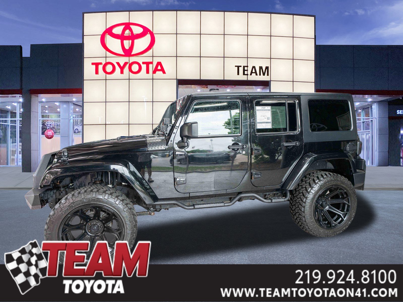 Used 2016 Jeep Wrangler Unlimited Sahara w/ Connectivity Group