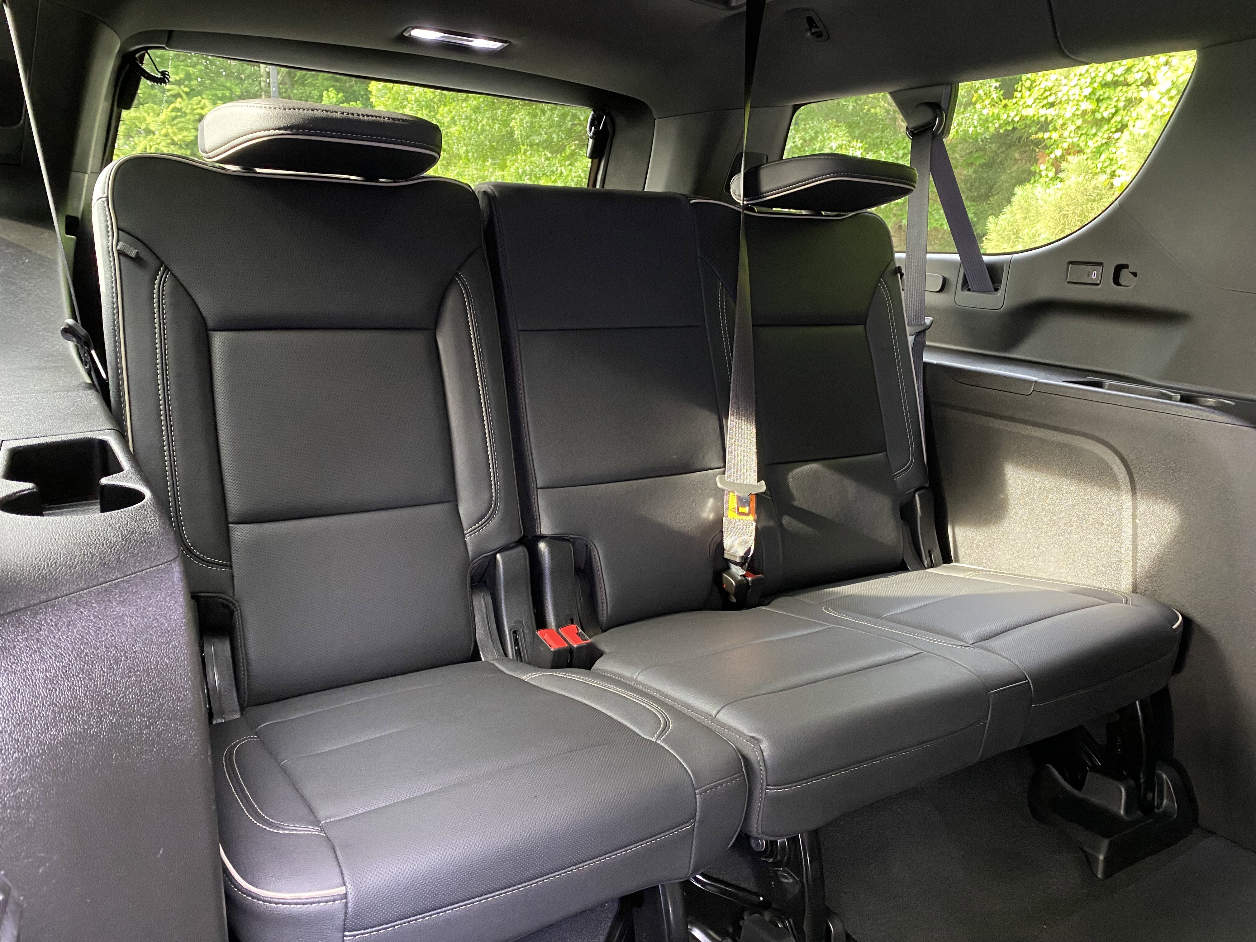Used 2023 Chevrolet Suburban Premier AWD/4WD image 38