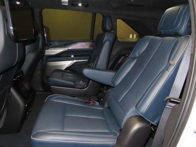 New 2026 Cadillac Escalade IQ Luxury 2 image 19