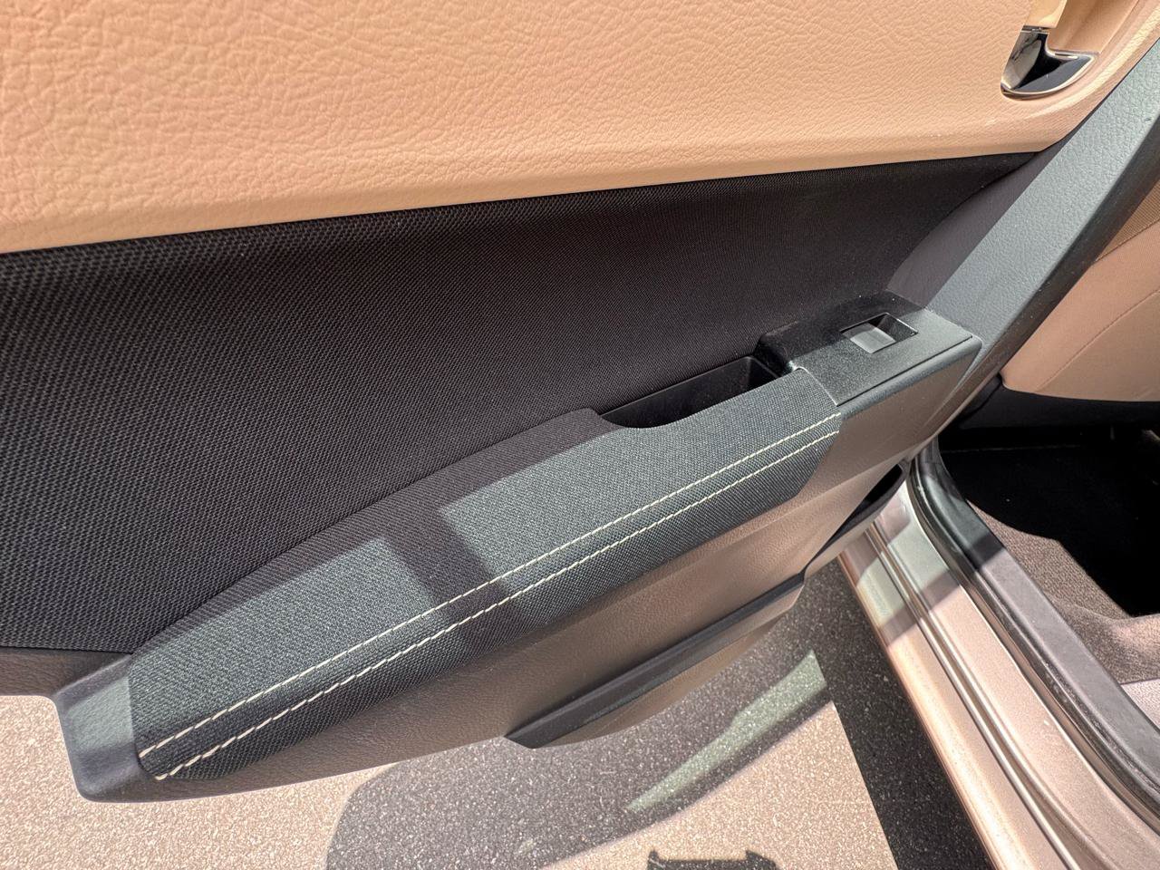 Used 2016 Toyota Corolla LE FWD image 20