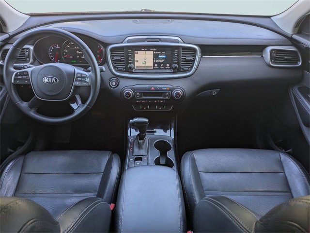 Used 2019 Kia Sorento SX image 18