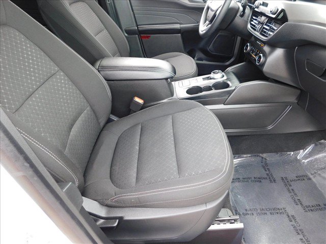 Used 2025 Ford Escape Active AWD/4WD image 27