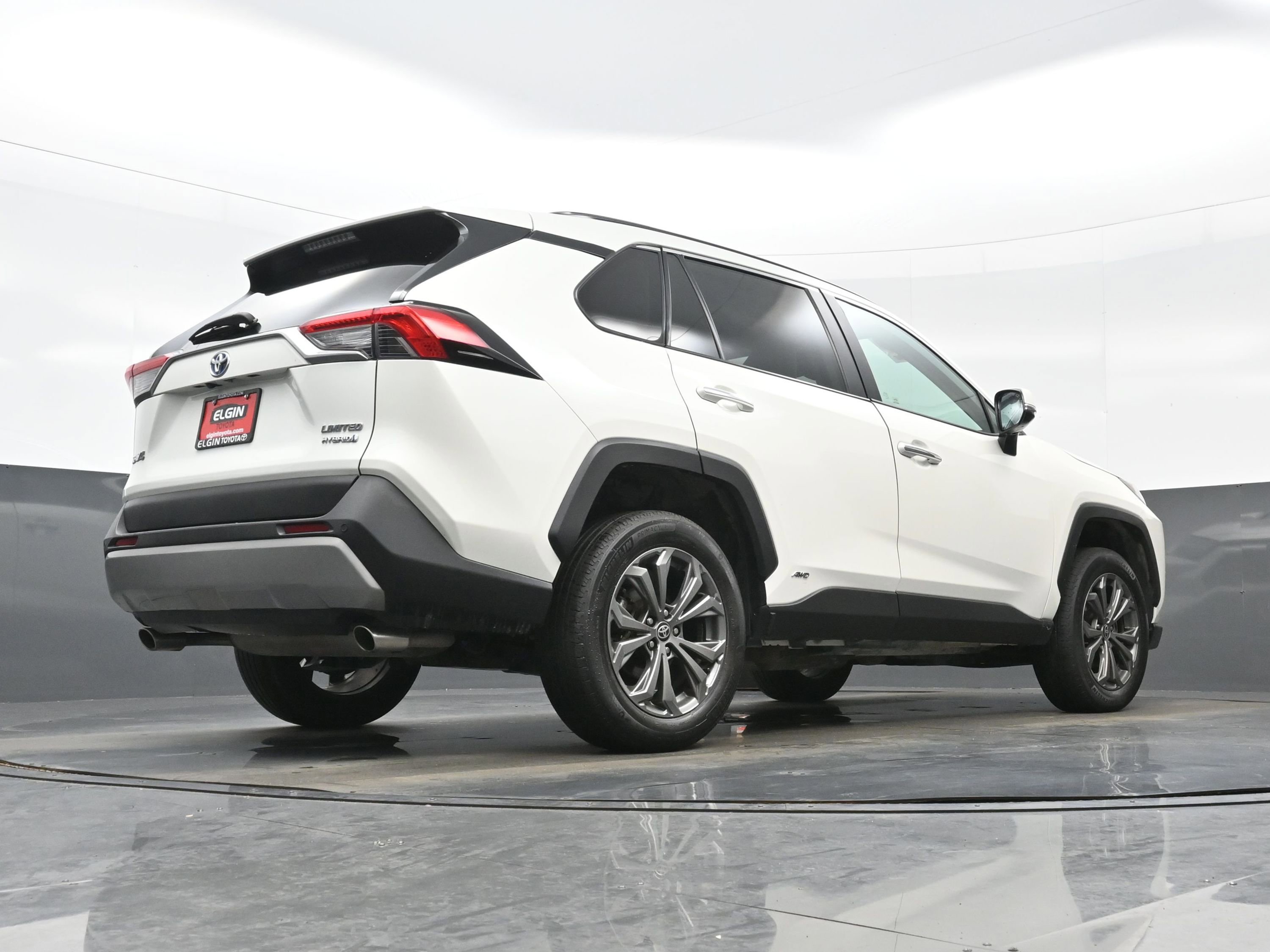 Used 2022 Toyota RAV4 Limited AWD/4WD image 34