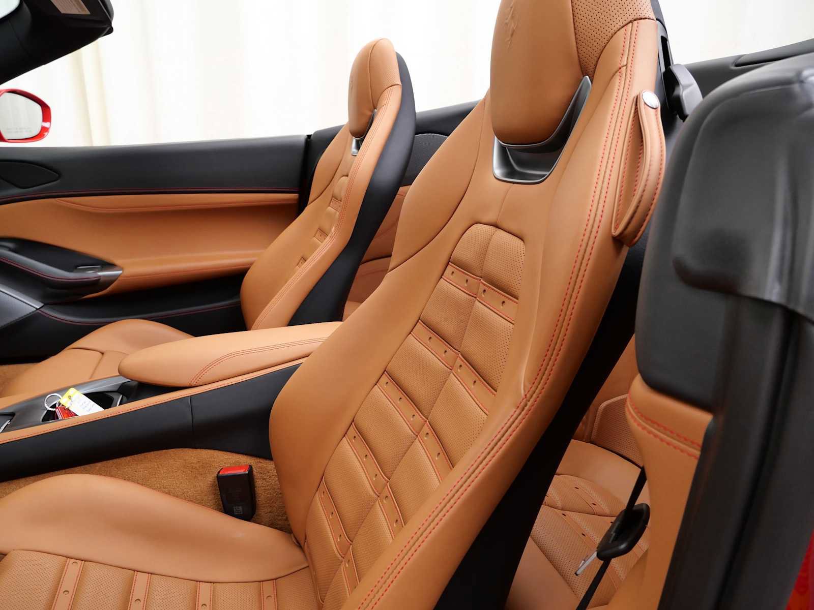 Certified 2022 Ferrari Portofino M image 21