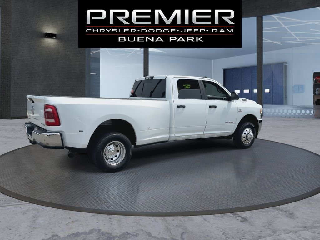 Used 2022 RAM 3500 Big Horn w/ Level C Equiment Group image 8