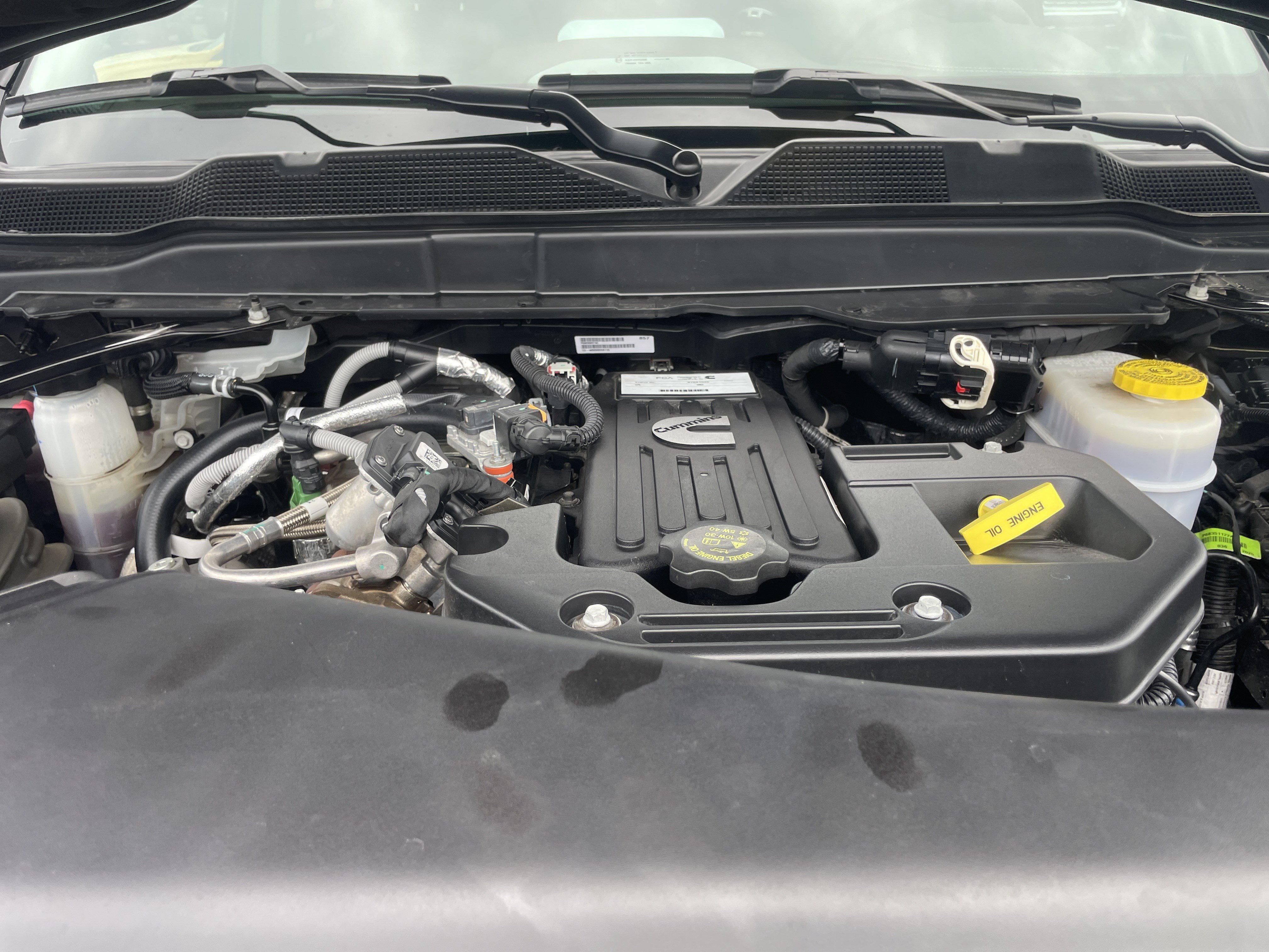 Used 2025 RAM 3500 Laramie AWD/4WD image 29