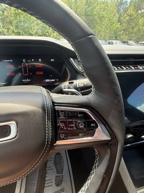 New 2025 Jeep Grand Cherokee L Overland w/ Advanced Protech Group III AWD/4WD image 13