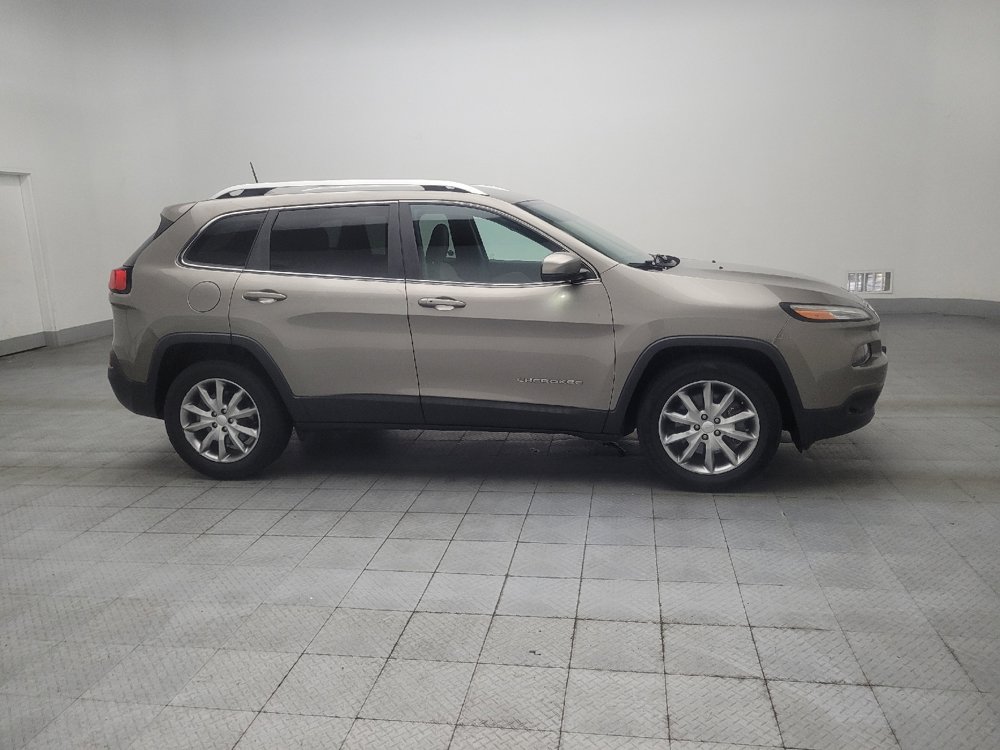 Used 2018 Jeep Cherokee Limited w/ Technology Group AWD/4WD image 11