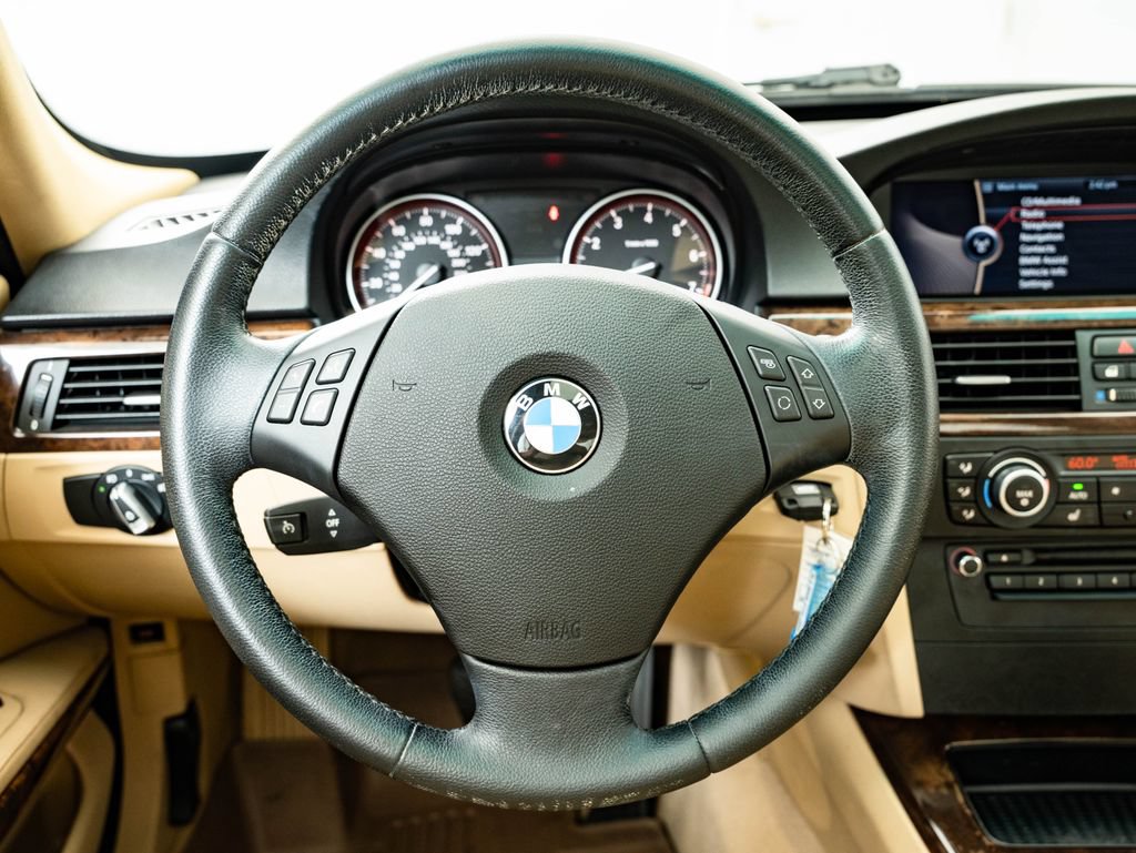 Used 2010 BMW 328i Sedan RWD image 38