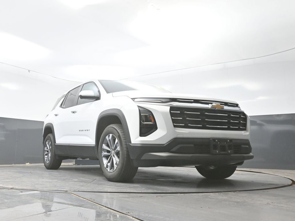 Used 2025 Chevrolet Equinox LT AWD/4WD image 26