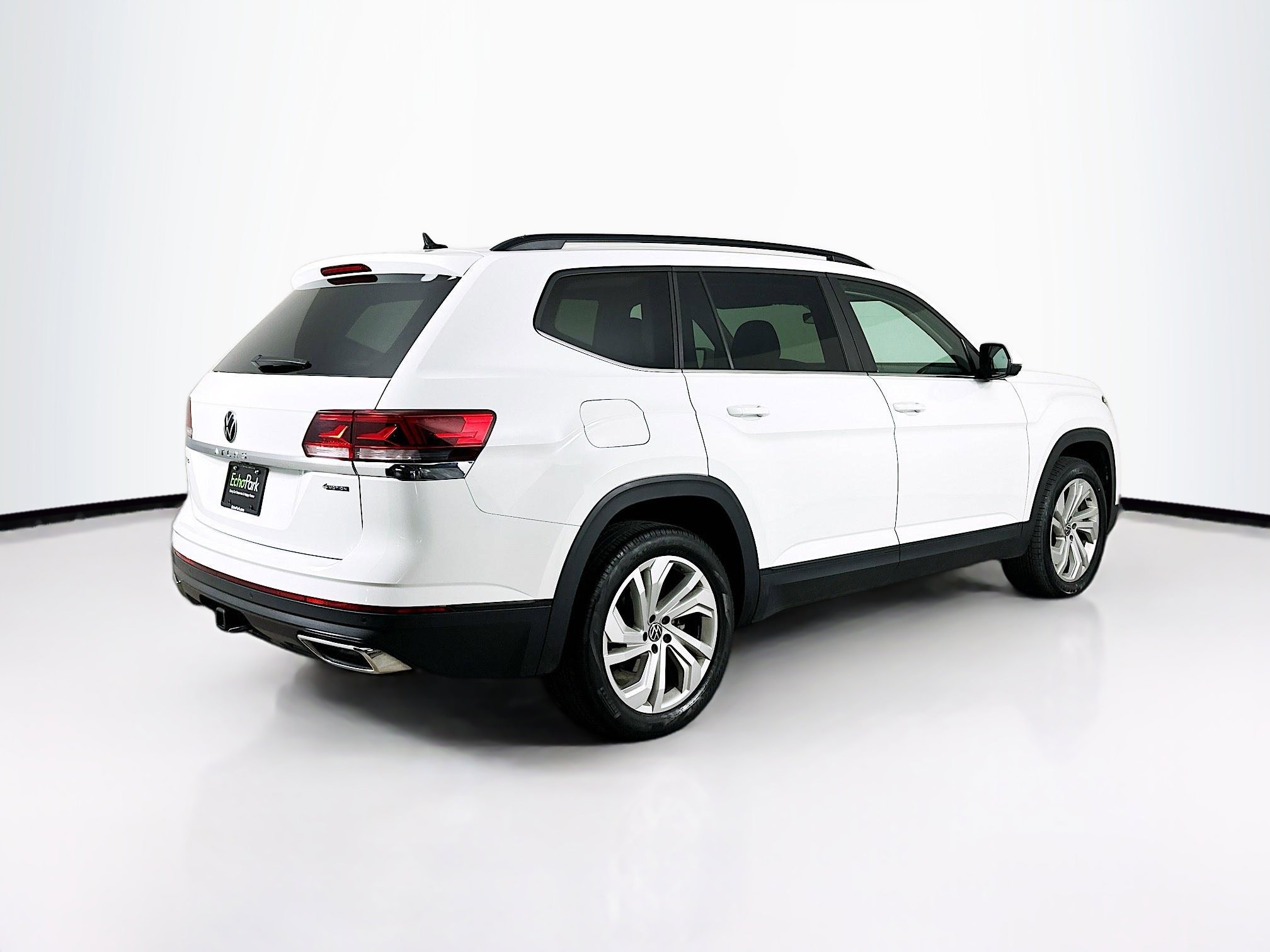 Used 2023 Volkswagen Atlas SE image 9