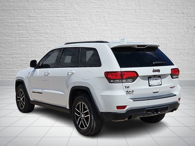 Used 2018 Jeep Grand Cherokee Trailhawk w/ Trailhawk Luxury Group image 3