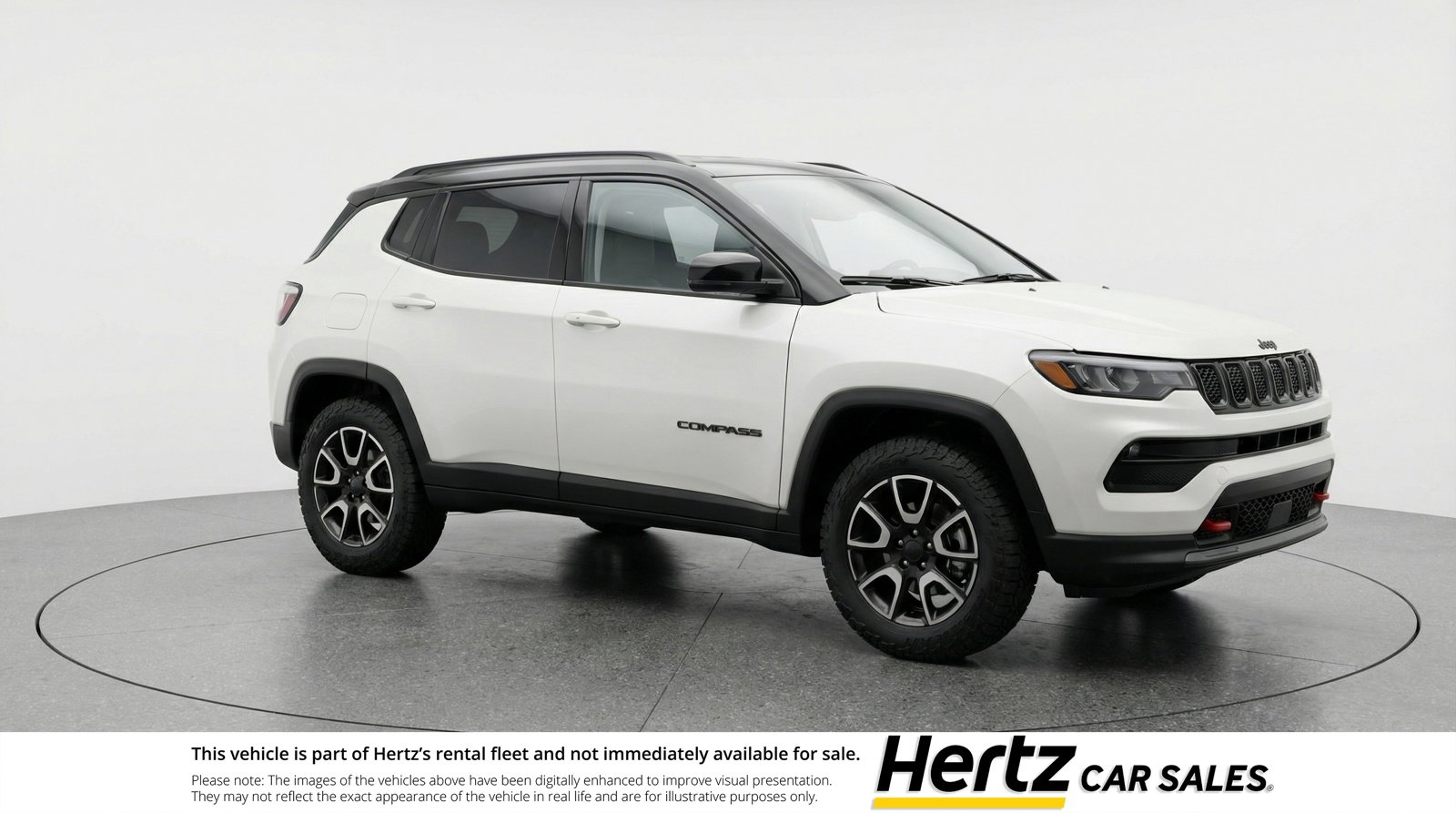 Used 2025 Jeep Compass Trailhawk image 1