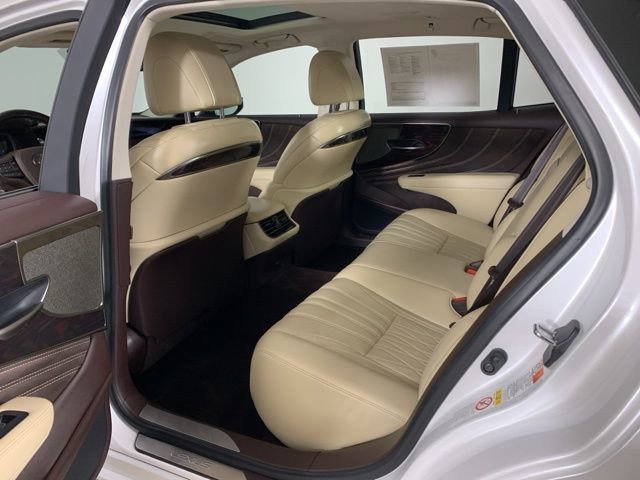 Used 2018 Lexus LS 500 AWD w/ Interior Upgrade Package image 35