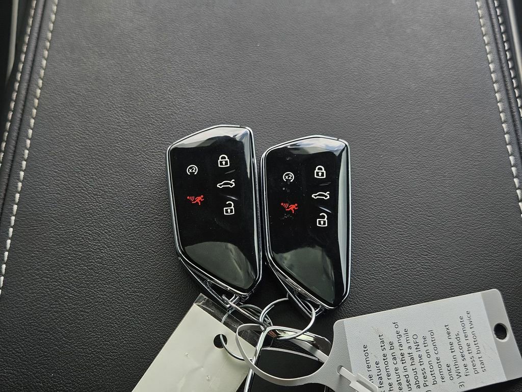 Used 2024 Volkswagen Atlas Cross Sport SEL Premium R-Line image 41