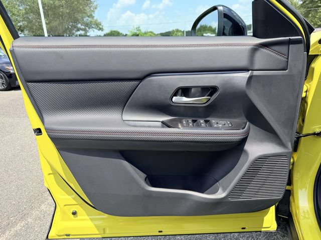 New 2026 Nissan Kicks SR w/ Interior Electronics Package FWD image 14