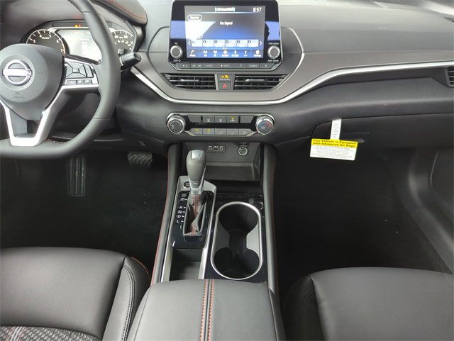 New 2025 Nissan Altima 2.5 SR image 19