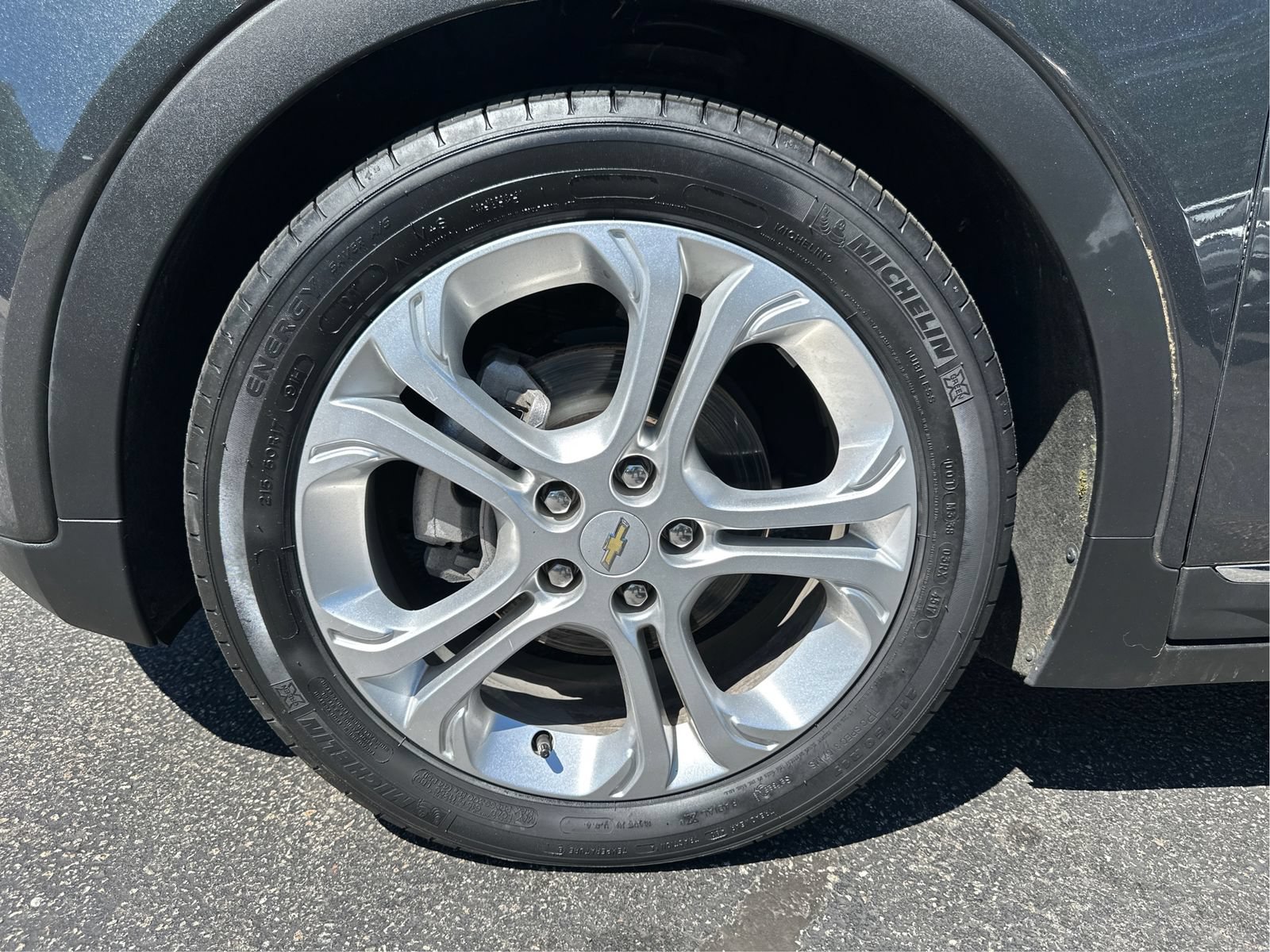 Used 2019 Chevrolet Bolt LT FWD image 24