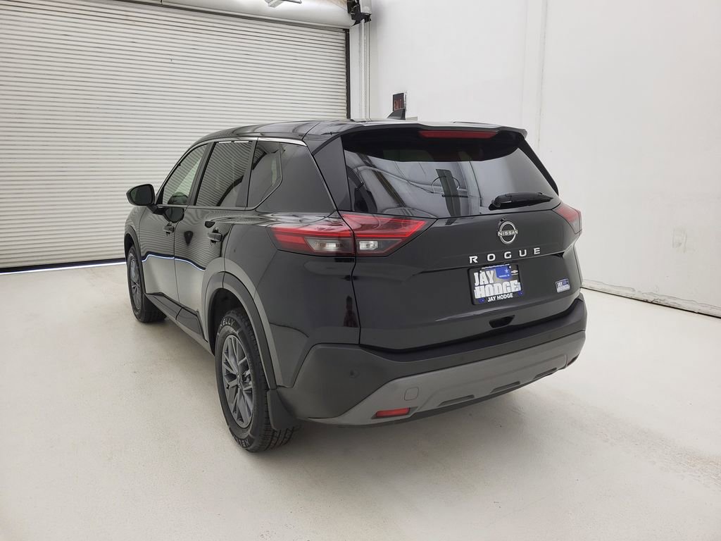 Used 2023 Nissan Rogue S FWD image 12