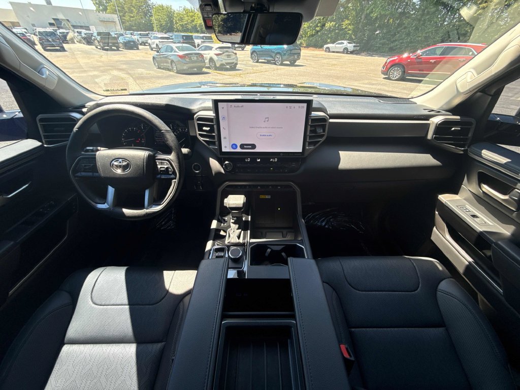 Used 2023 Toyota Tundra Limited AWD/4WD image 13