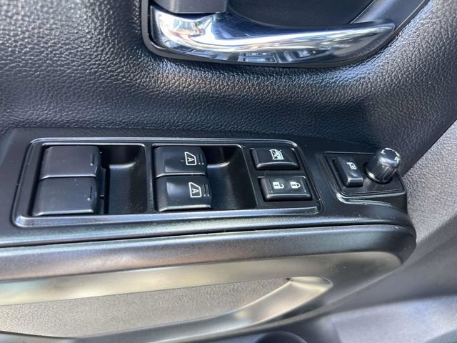 Used 2024 Nissan Titan PRO-4X w/ Pro-4x Convenience Package AWD/4WD image 19