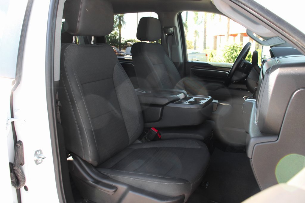 Used 2025 Chevrolet Silverado 2500 LT w/ Convenience Package image 37