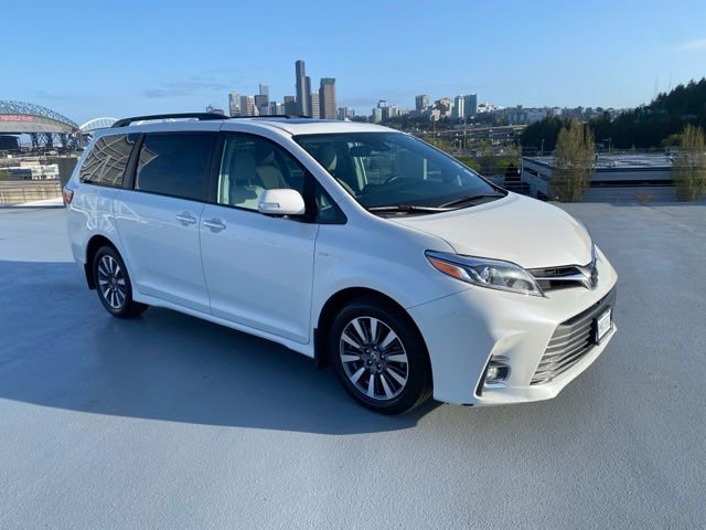 Used 2020 Toyota Sienna Limited Premium AWD/4WD image 33