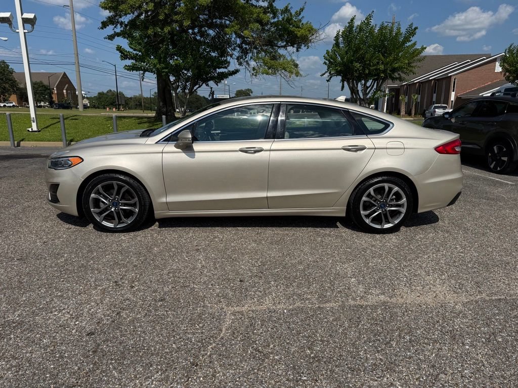 Used 2019 Ford Fusion SEL FWD image 5